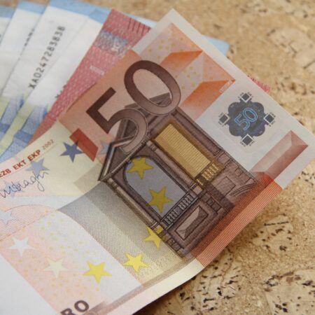 Beste Möglichkeiten, Geld zu gewinnen: Top Tipps für 2025